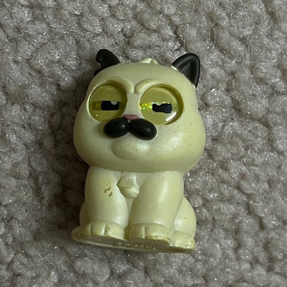 Disney Doorables Series 9: Machiavelli (RARE) from Luca - Picture 1 of 2